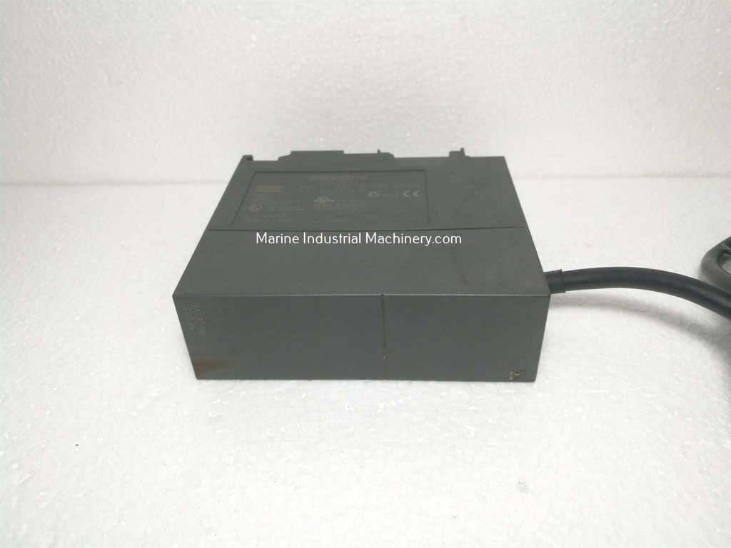 Siemens SIMATIC S7 6ES7 365-0BA01-0AA0 PLC Interface Module