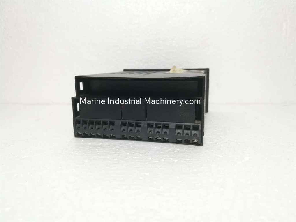 PMA D280-112-0000E-000 Digital Indicator