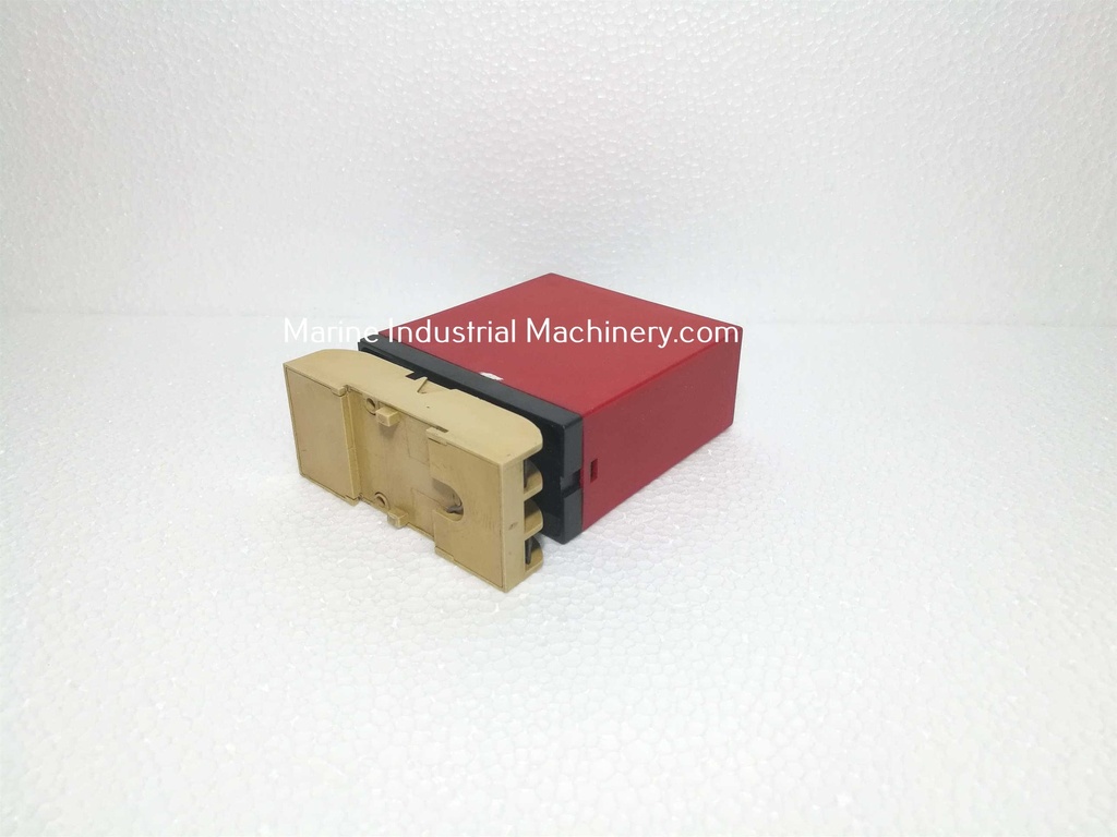 PR Electronics 2211 BB2A3 Analog Calculator