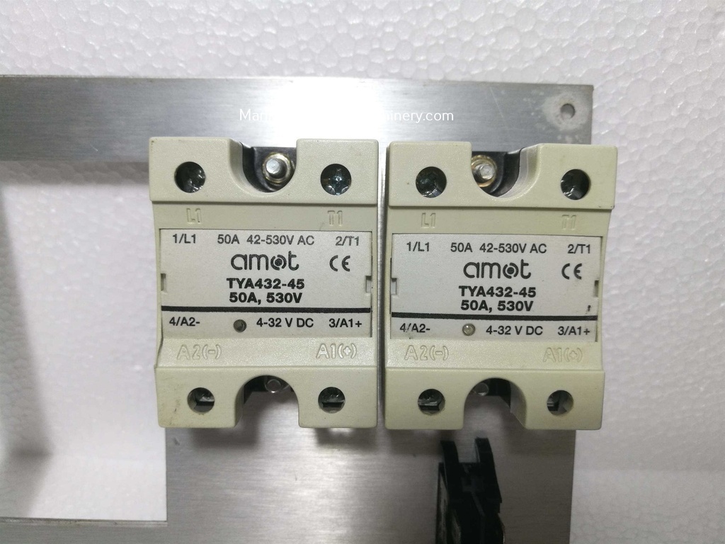 Amot 8071D0100-AA Panel Mount Controller