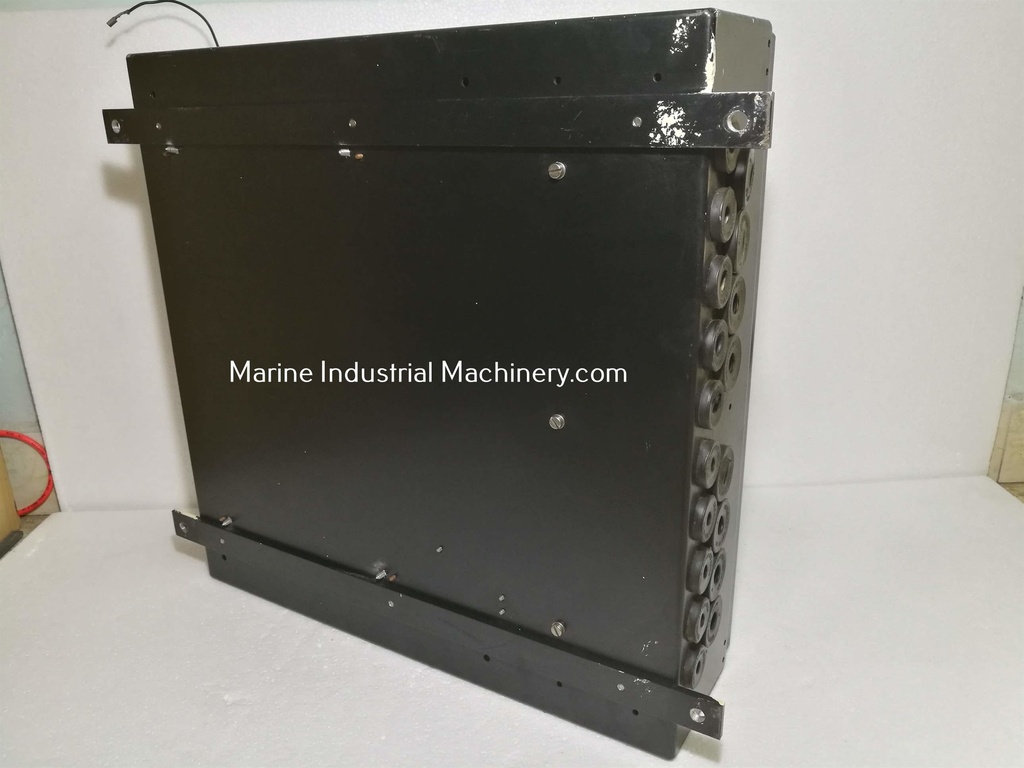 Simrad Robertson FUA91 Distribution Unit