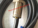 Omron TL-X5E2-E1 Proximity Switch