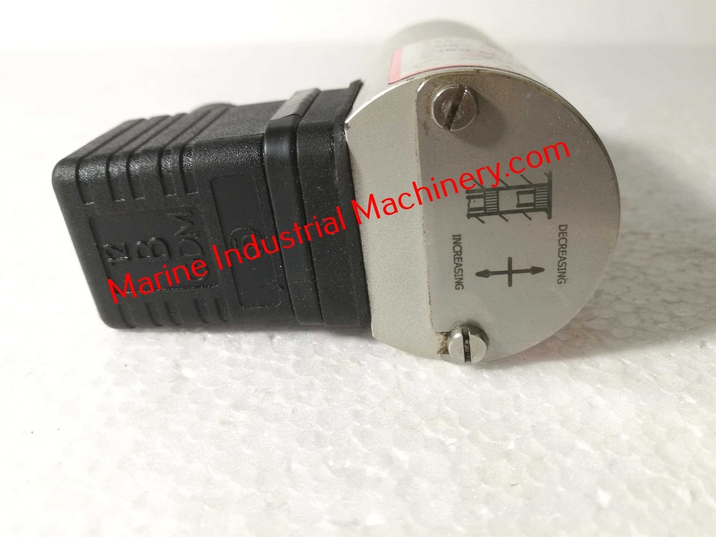Beta B2-P504H-S1B-B1-BL Pressure Temperature Switch