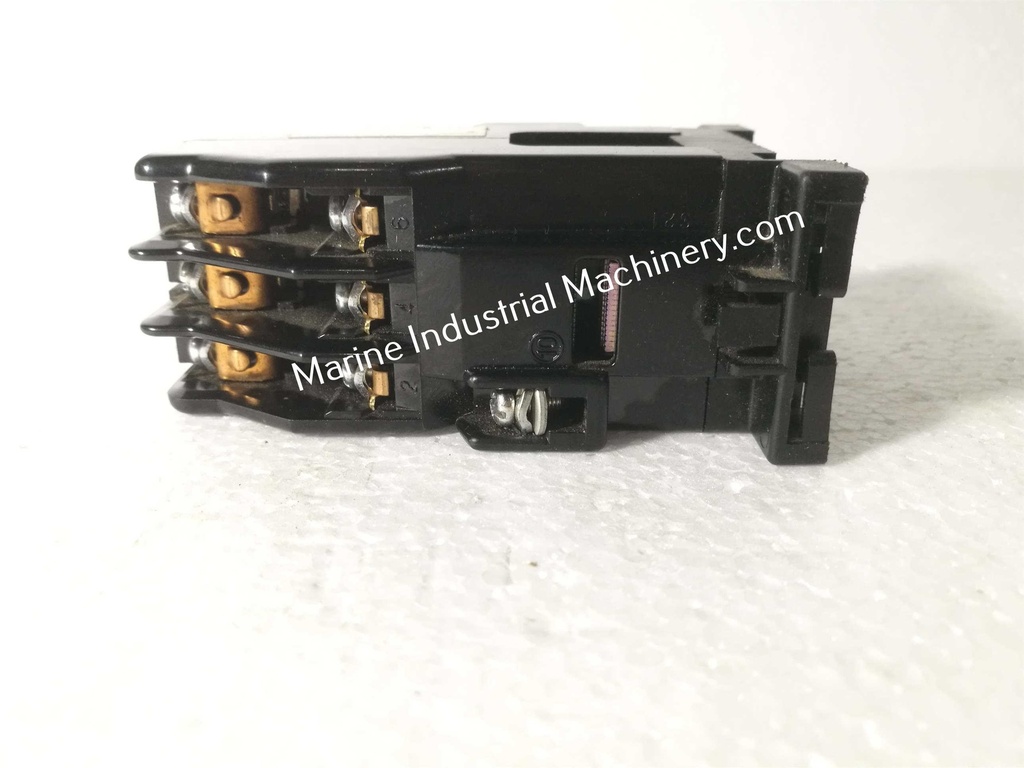 Fuji SRC50-2U-X(3a3b) Auxiliary Relay