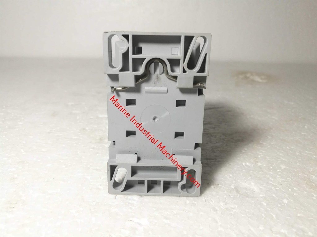 Hyundai UMX 40 Magnetic Contactor