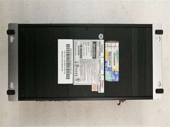 Advantech ARK-2121L Multiple I/O Fanless Embedded Box PC