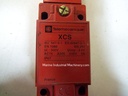 Telemecanique XCS-A803 Safety Switch