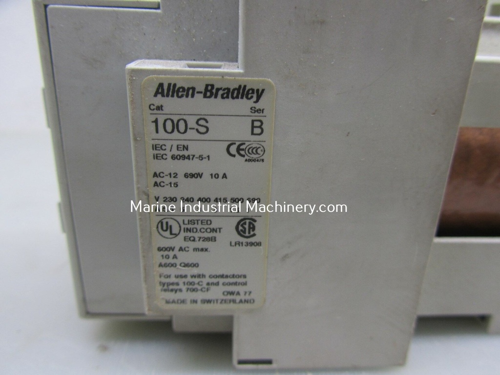 Allen-Bradley 100-C30Z*00 Contactor