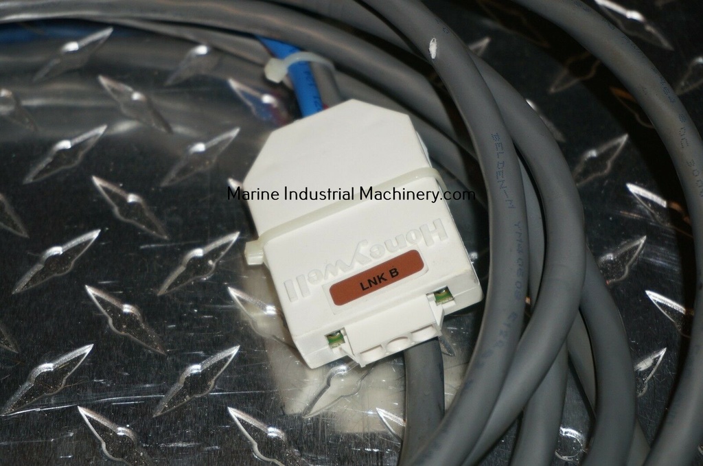 Honeywell 51204126-004 Power I/O Link Cable