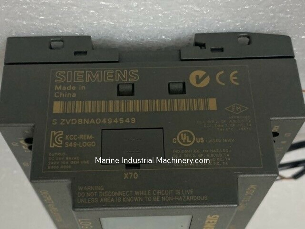 Siemens LOGO 230RC 6ED1 052-1FB00-0BA6+ DM8 230R 6ED1 055-1FB00-0BA1 Module