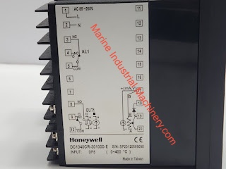 Honeywell DC1040CR-301000-E Temperature Controller