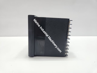 Honeywell DC1040CR-301000-E Temperature Controller