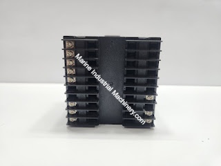 Honeywell DC1040CR-301000-E Temperature Controller