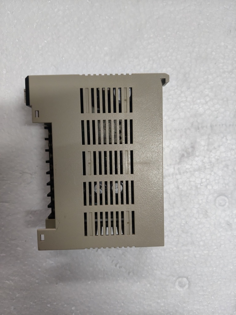 Omron C200HW-PA204 Power Supply Uni