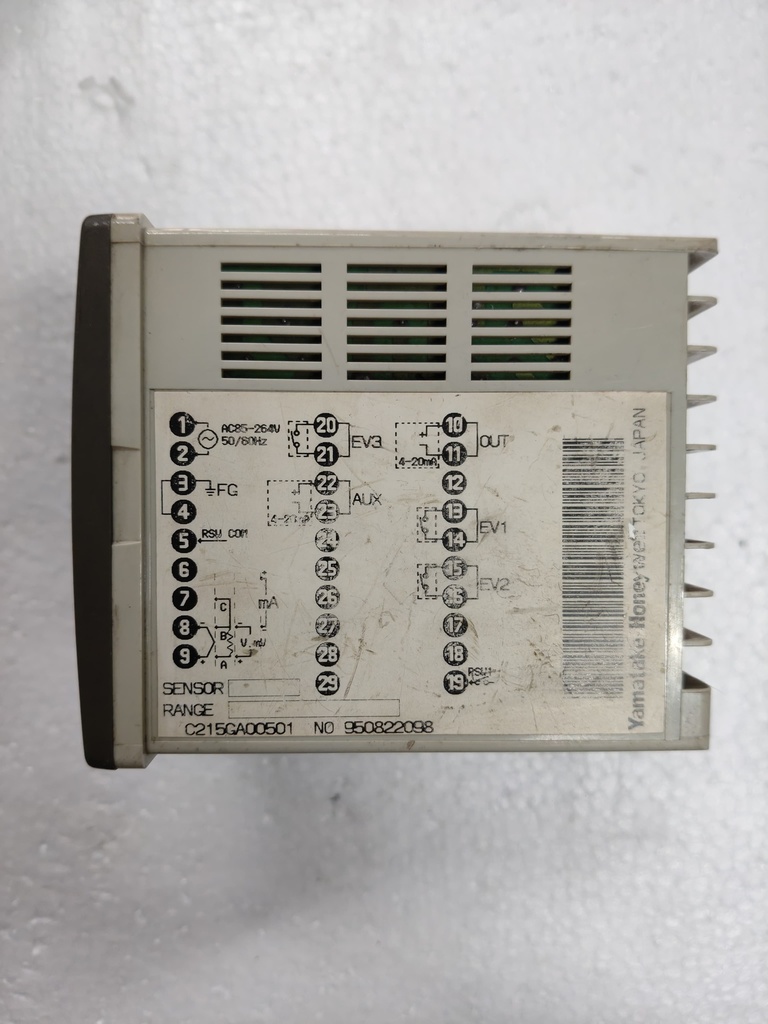 Yamatake-Honeywell SDC21 Controller