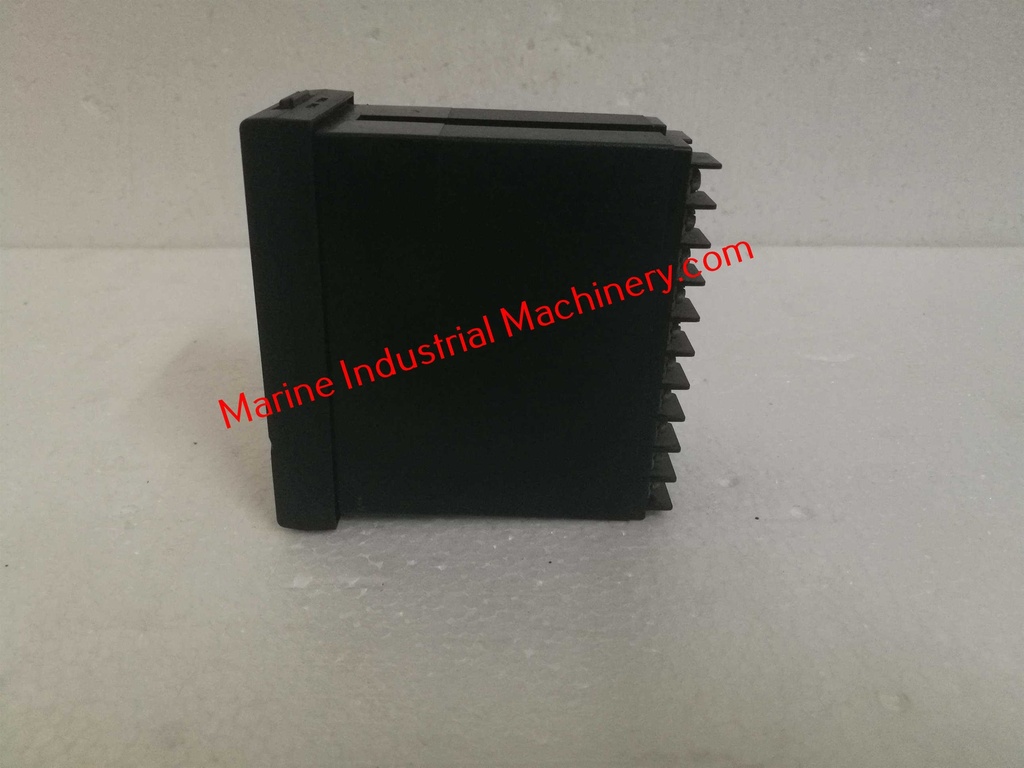 Honeywell DC1010 Digital Controller
