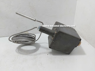 Barksdale  T2H-H251S-12-A Temperature Switch