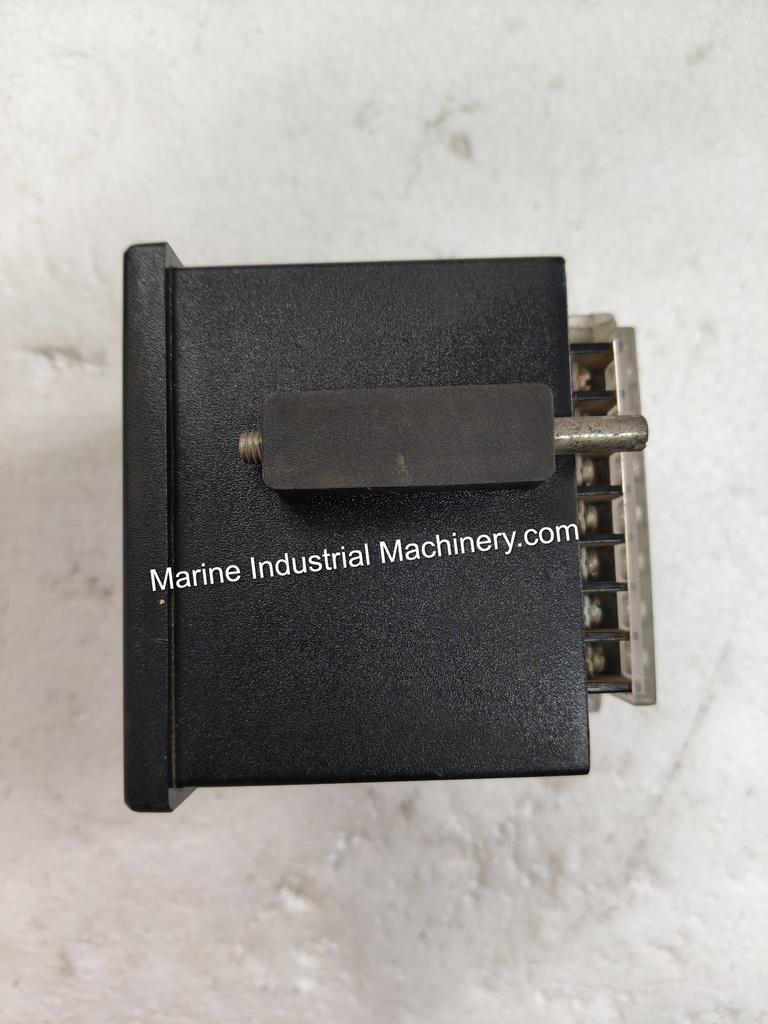 Schneider Conzerv EM6433 Power and Enery Meter