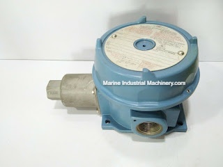 United Electric J120-15642 79388 Pressure Switch*
