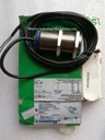 Telemecanique XS1 M30MB250 Inductive Proximity Switch