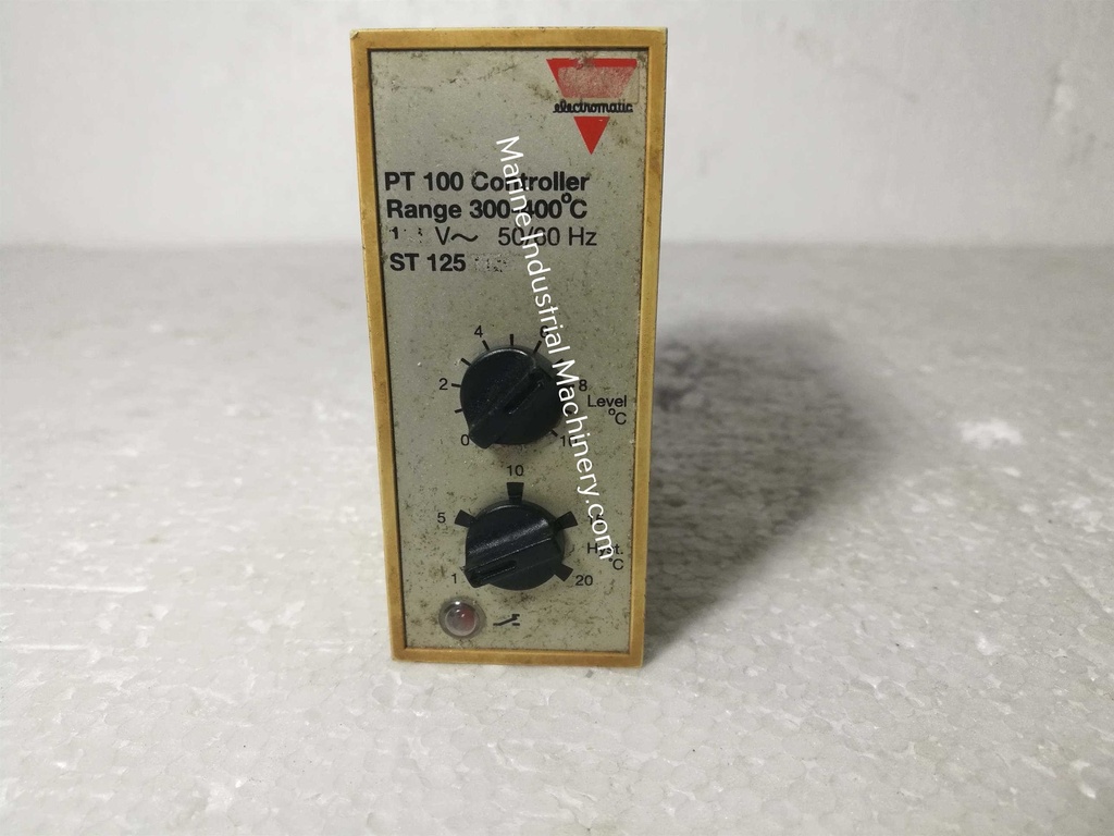 Electromatic-Carlo Gavazzi ST 125 230 PT 100 Controller