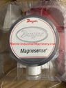 Dwyer MS-321 Air Differential Air Transmitter