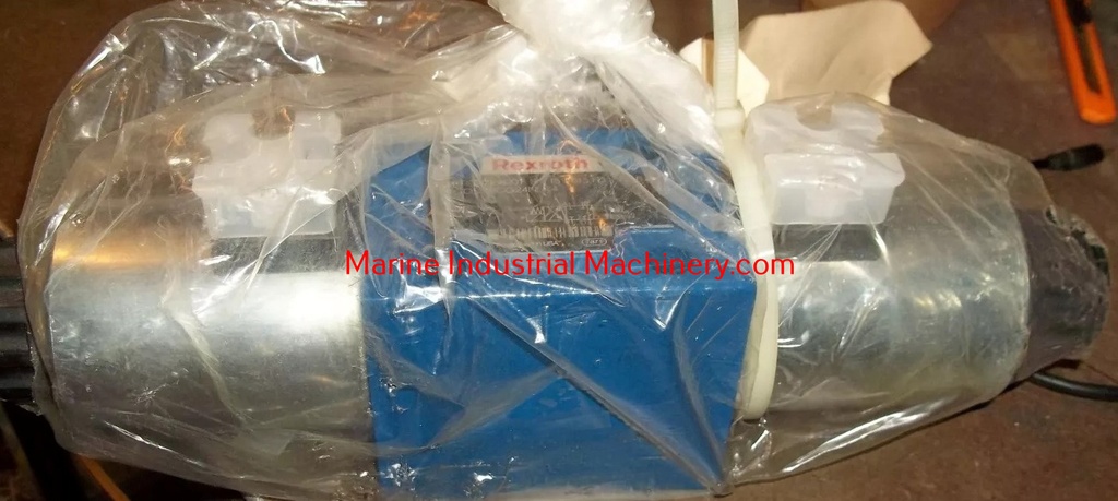 Rexroth R900588201 4WE10E33-CG24NK4 Directional Control Valve