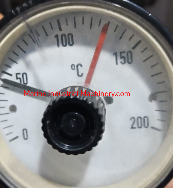 Wika SC15600S105-1 Expansion Thermometer With Micro Switch